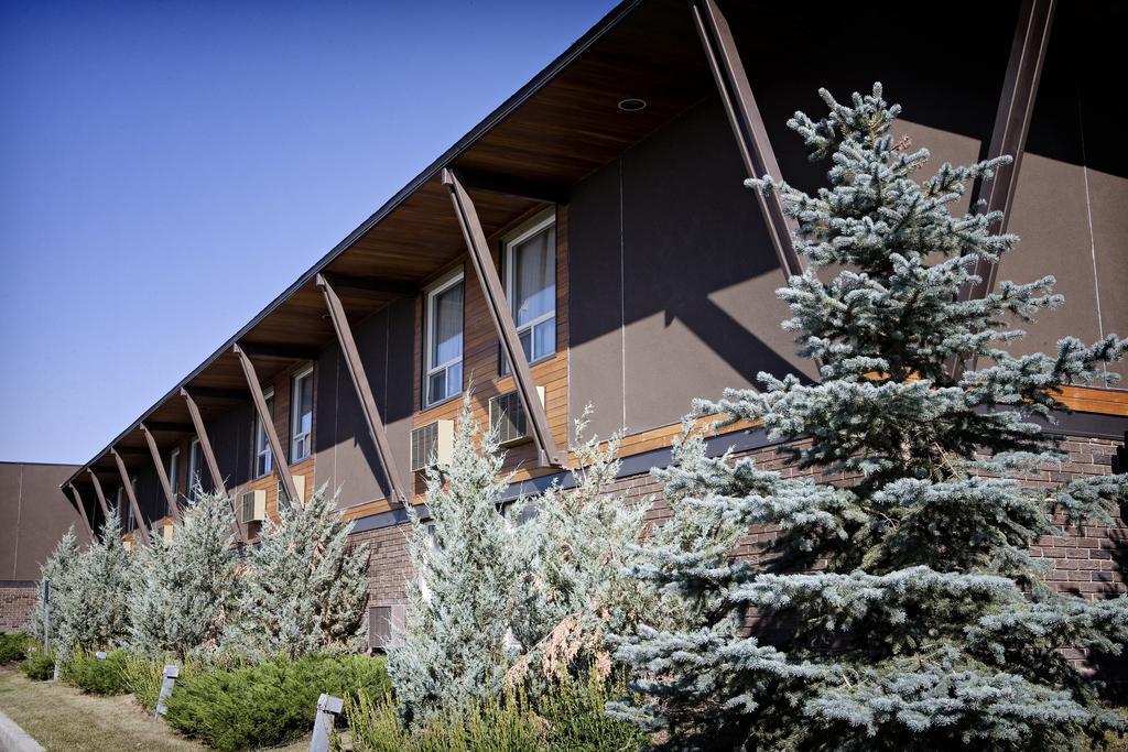 Heritage Inn Hotel & Convention Centre - High River Exteriör bild